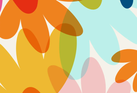 August 2021 Colorful Shapes Calendar Wallpaper - Sarah Hearts