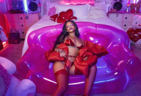 Rihanna Planned Her Savage x Fenty Vol. 4 Collection With a Pregnancy "Snapback" in Mind