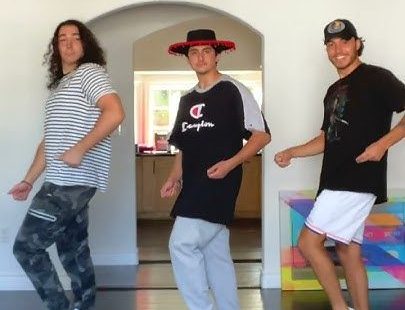 3 sexy boys dancing 2 sexy