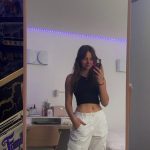 48+ full body mirror selfie poses - Selfie vacation trends