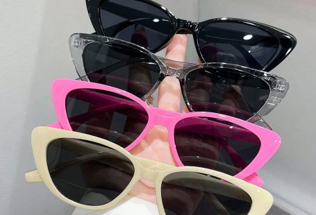 4pcs Unisex Stylish Classic Design Plastic Cat Eye Shaped Sunglasses With Decorative Elements, Suitable For Outdoor Travel, Beach Parties, Camping, UV Protection