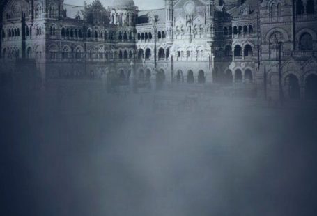 Neutral Backdrop of Light