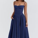 Olivia - Wunderschönes Sommerkleid - Hellblau / S