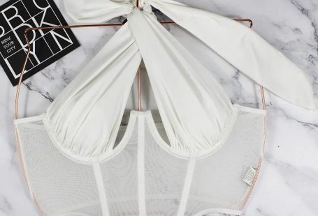 Outdoor Backless Breast Shaping Mesh Lace up Sexy Sexy Halter Wrapped Chest Tube Top