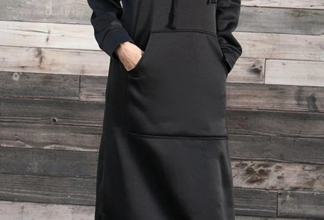 Penelope® | Elegant monochrome dress with hood, pockets and slit - Black / 5XL