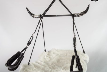 The sex swing with fur cover – steamy passion among the clouds