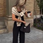 What to Wear in Paris: Packing List (2022 Update)