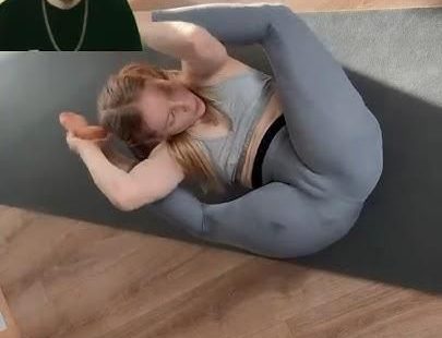 Full body stretch 3