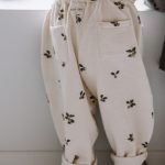 Hose Pflaume Karotte Ecru