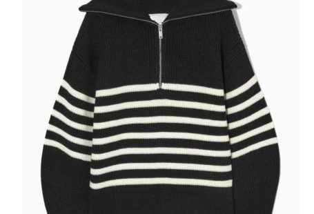 Sabrila Turtleneck Loose Pullover - Black / M