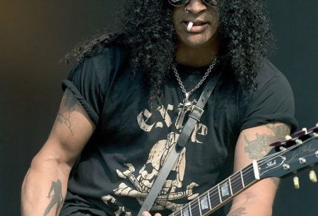 Slash Amp Settings: Dirty and Clean Tone - Guitar Chalk
