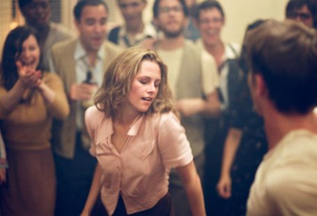 The 22 Sexiest Movies on Netflix to Stream This Month