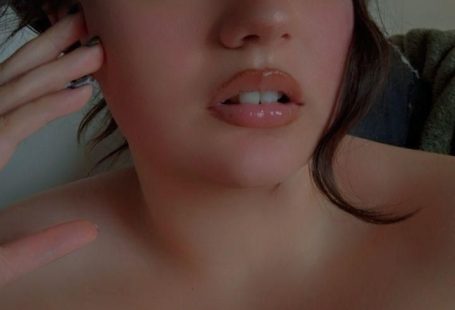 Women’s Form Aesthetic